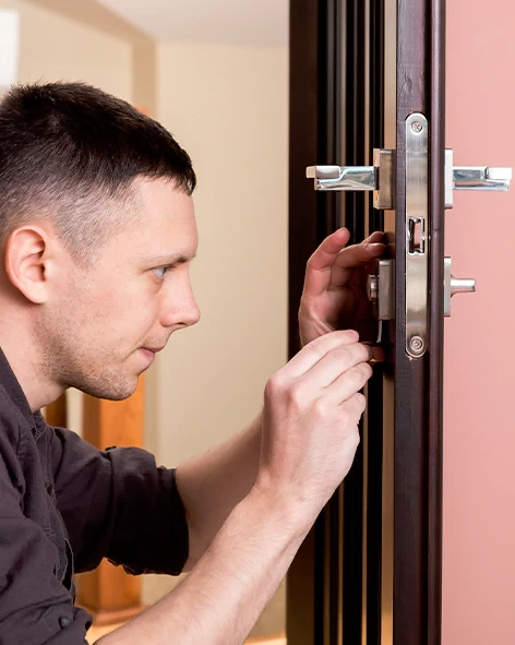 : Professional Locksmith For Commercial And Residential Locksmith Services in Tehachapi, CA