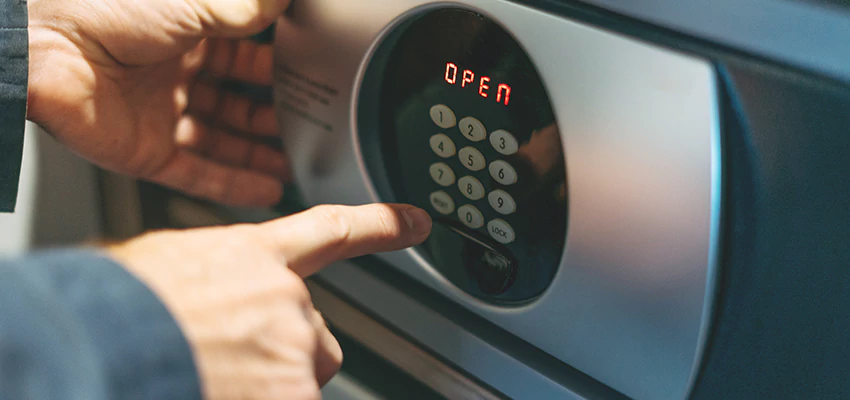 Cash Safe Openers in Tehachapi, California