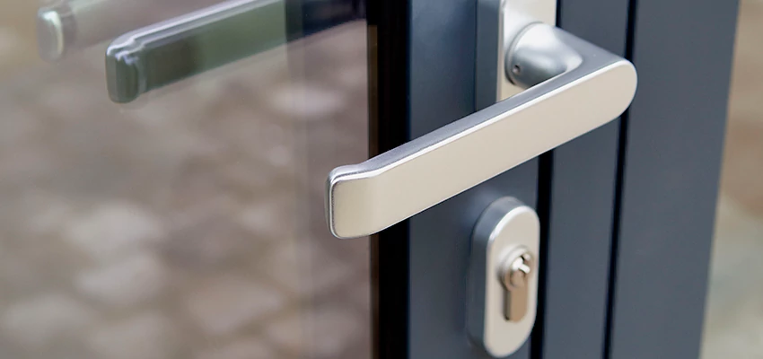 Broken Door Lock Cylinder Repair in Tehachapi, California