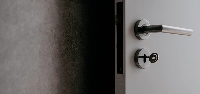 Front Door Handle Repair And Installation in Tehachapi, CA